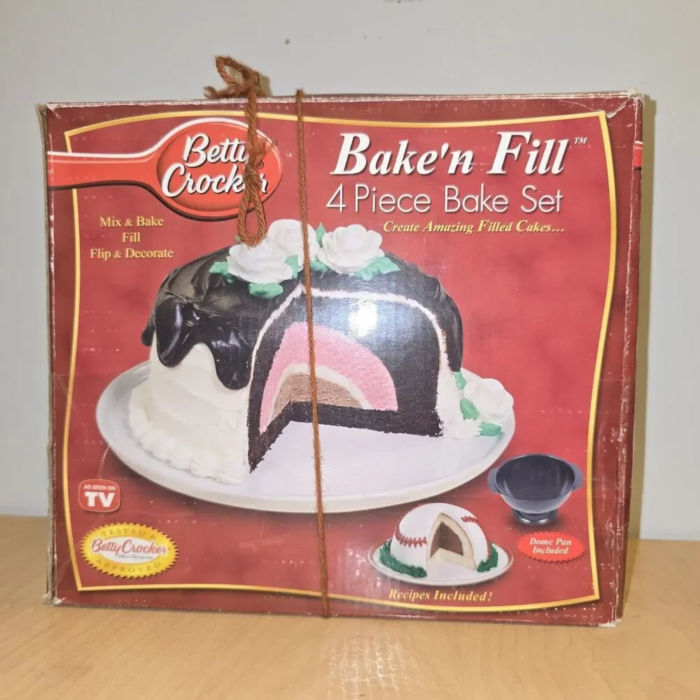 Betty Crocker Bake'n Fill 4-Piece Non-Stick Bakeware Set Recipes Cake Pans NEW